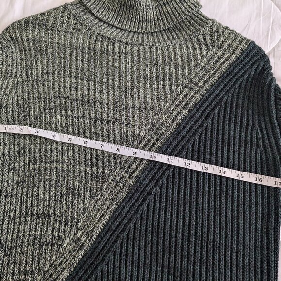 Derek Lam Collective Colorblock Turtleneck Sweater Size XS Knit Green/Black - Picture 14 of 16